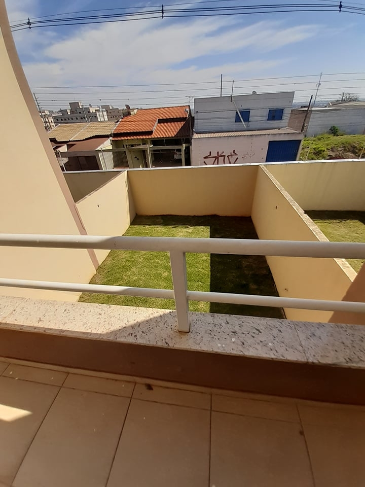 Casa à venda com 3 quartos, 120m² - Foto 43
