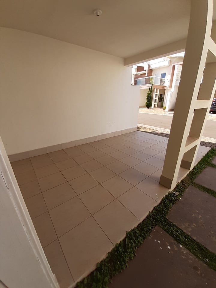 Casa à venda com 3 quartos, 120m² - Foto 18