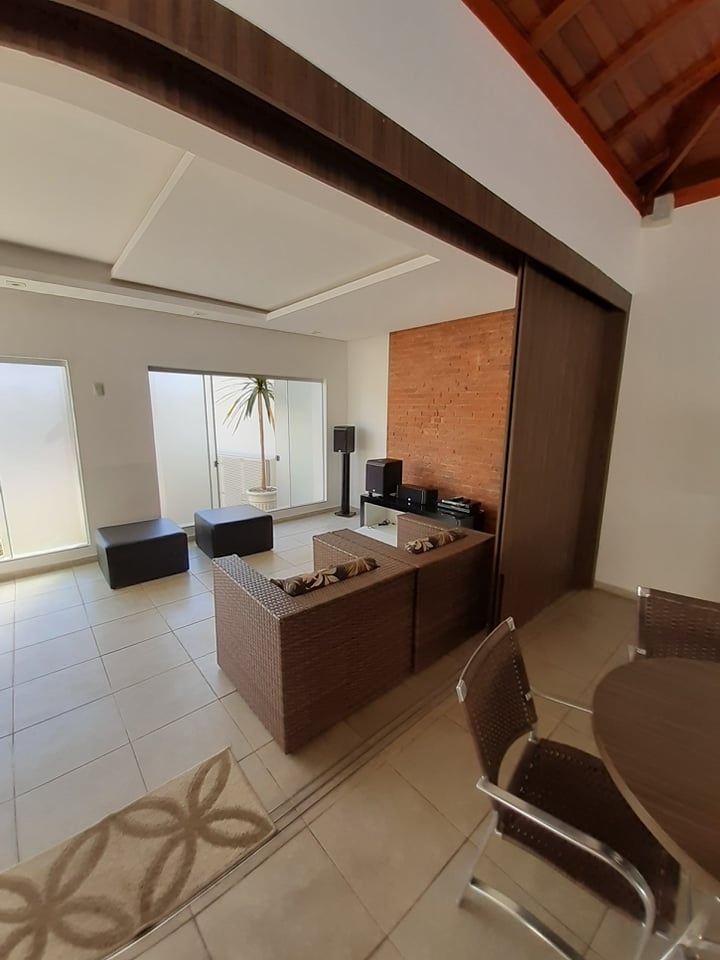 Casa à venda com 3 quartos, 120m² - Foto 5
