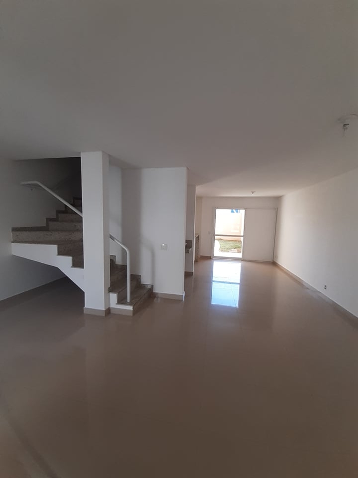 Casa à venda com 3 quartos, 120m² - Foto 27