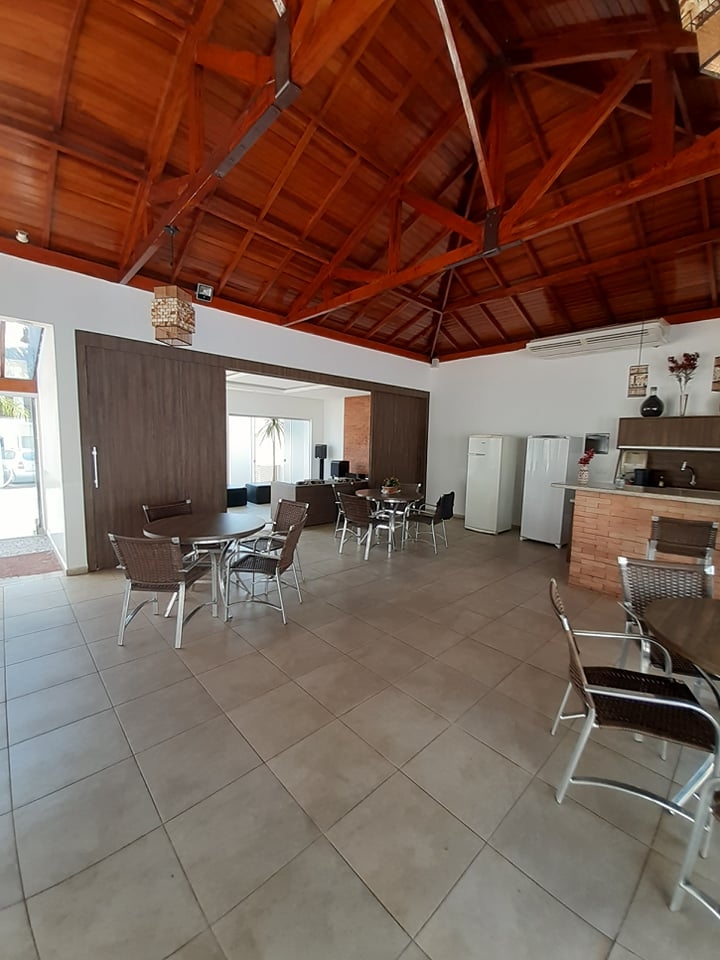 Casa à venda com 3 quartos, 120m² - Foto 8