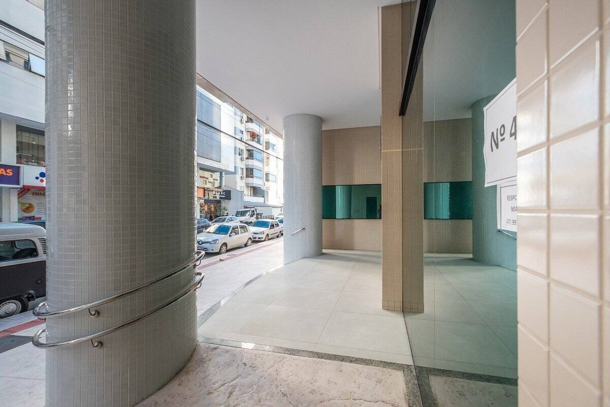 Apartamento para Venda em Balneário Camboriú - 11
