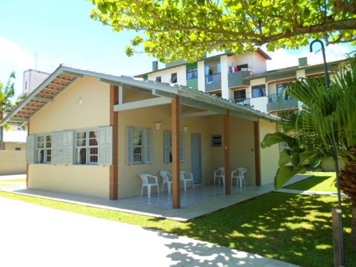 Casa, 3 quartos, 200 m² - Foto 1