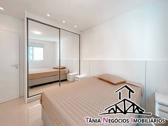 Apartamento para Venda em Centro - 20