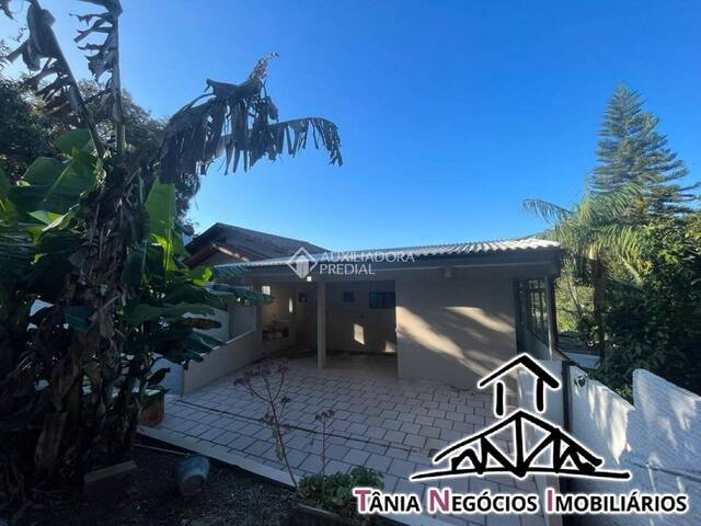 Casa para Venda em Pantano do Sul  - 6
