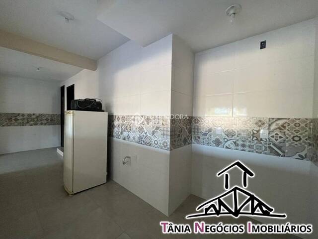 Casa para Venda em Pantano do Sul  - 9