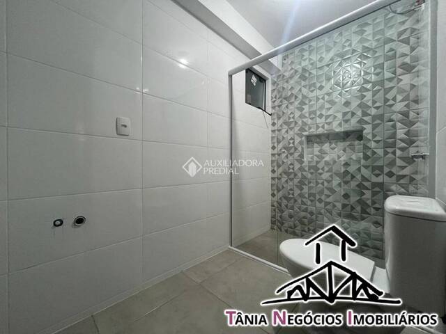 Casa para Venda em Pantano do Sul  - 13