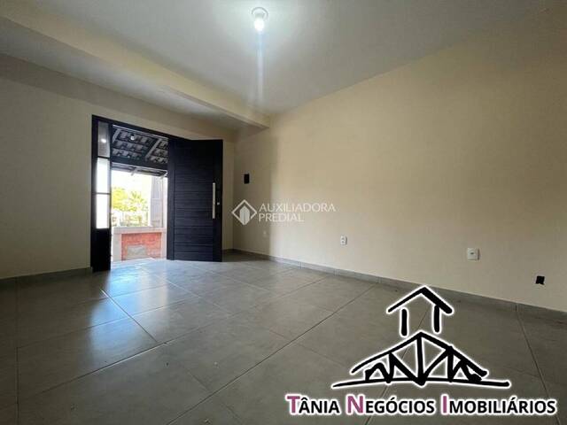 Casa para Venda em Pantano do Sul  - 17