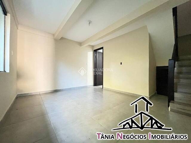 Casa para Venda em Pantano do Sul  - 20