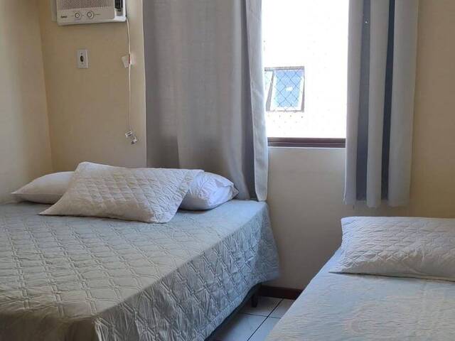Apartamento para Temporada em Meia Praia - 12