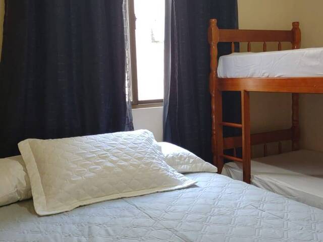 Apartamento para Temporada em Meia Praia - 13