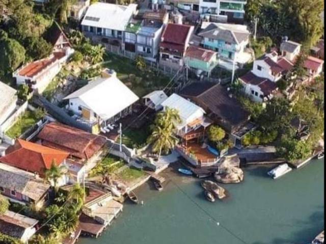 Casa para Venda em Barra da Lagoa - 25
