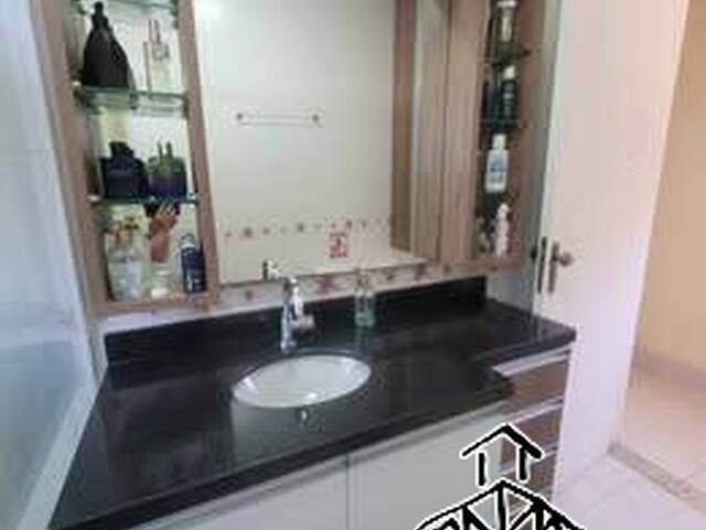 Casa para Locação em Carianos - 17