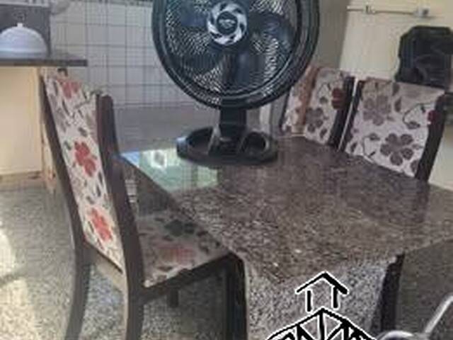 Casa para Locação em Carianos - 26