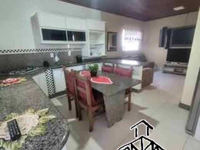 Casa para Locação em Carianos - 32