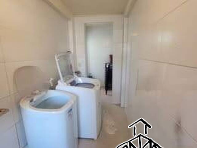 Casa para Locação em Carianos - 37