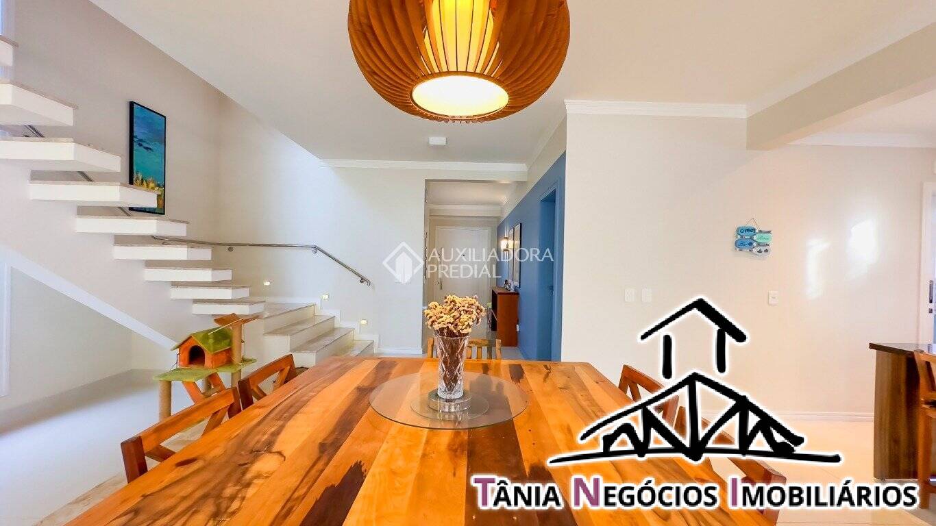 Casa à venda com 4 quartos, 360m² - Foto 3