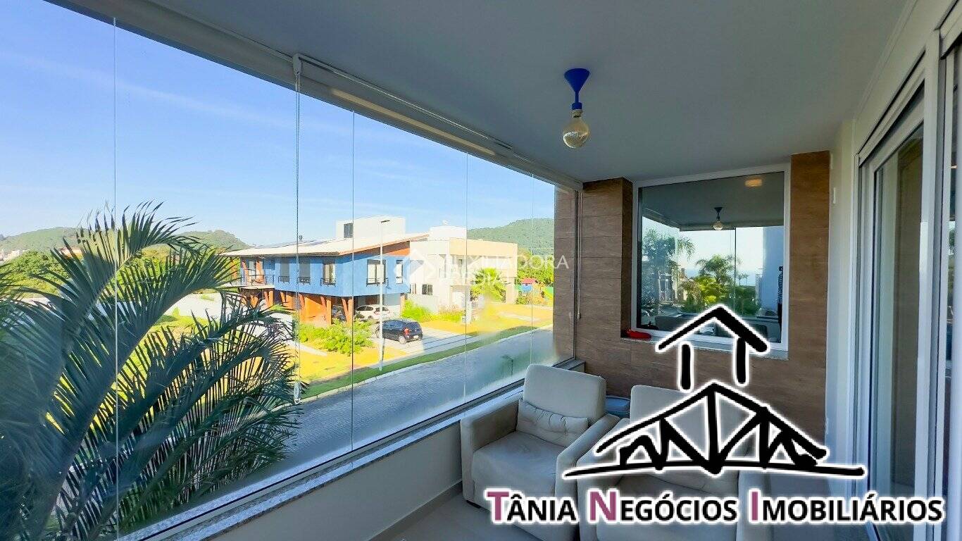 Casa à venda com 4 quartos, 360m² - Foto 18