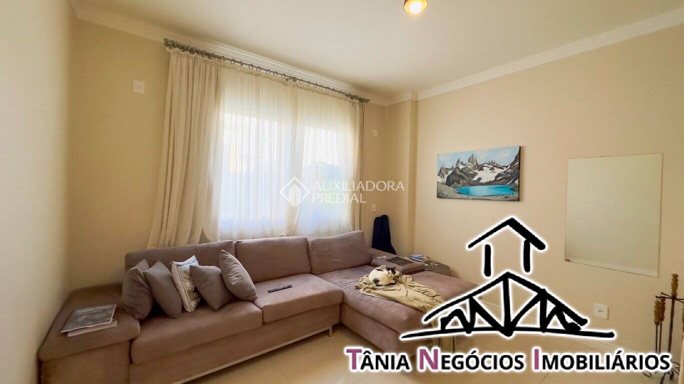 Casa à venda com 4 quartos, 360m² - Foto 31