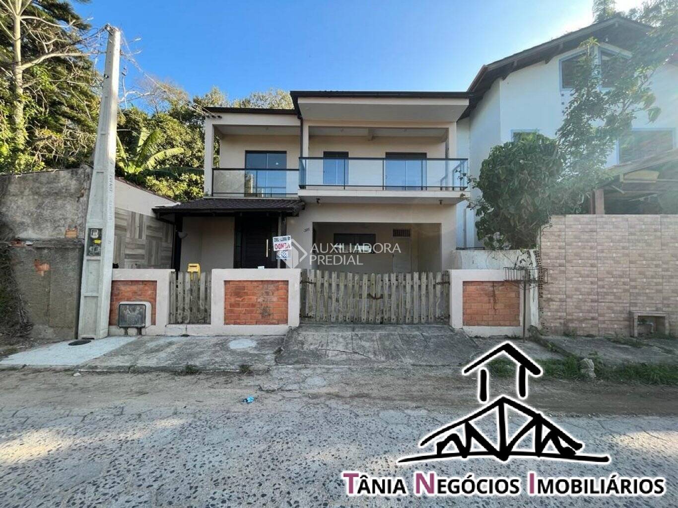 Casa à venda com 4 quartos, 210m² - Foto 19